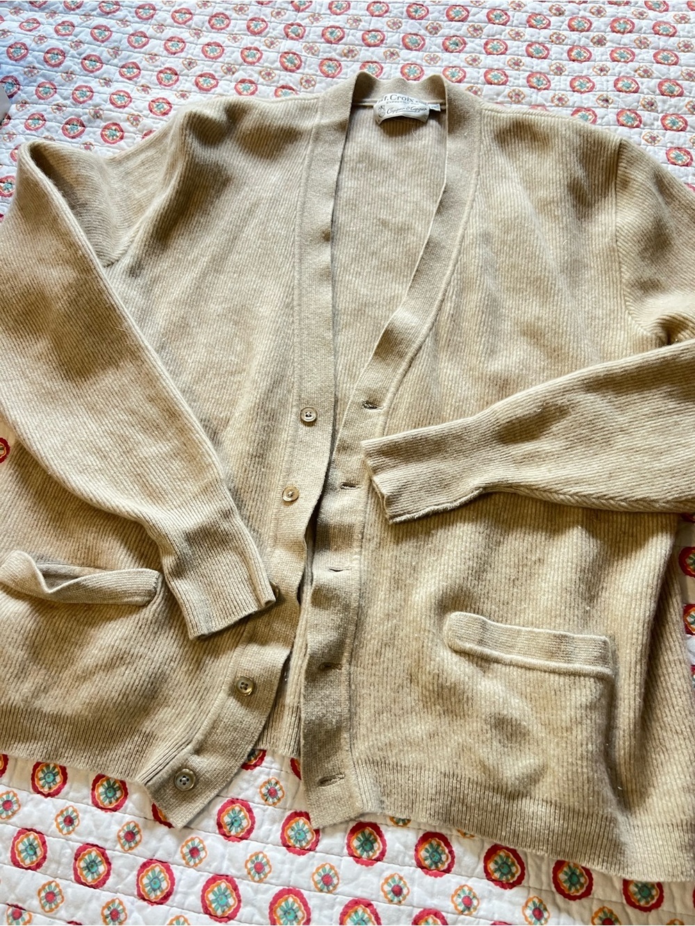 EUC Vintage 70s St. Beige Cashmere Tasmanian Lambswool Cardigan Size XL - Picture 2 of 6